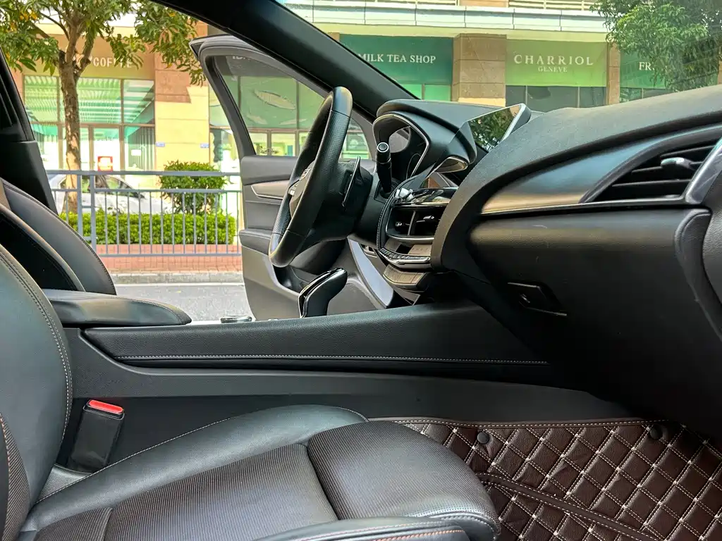 Cadillac CT5 2021 — фото 18