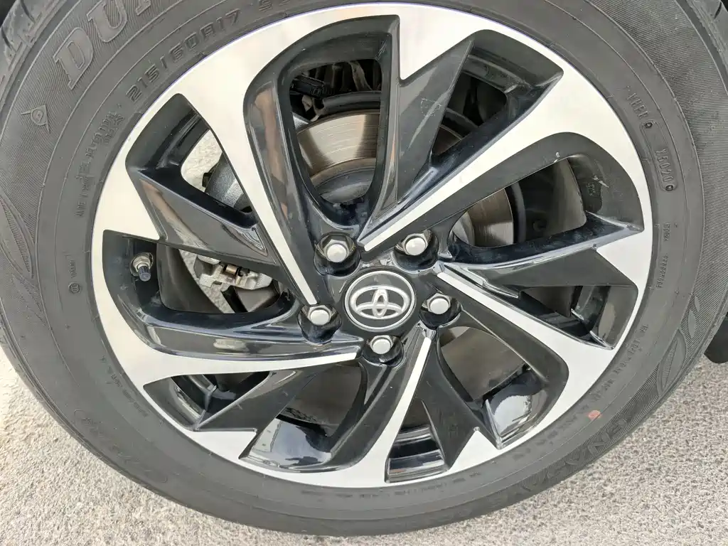 Toyota IZOA 2021 — фото 13