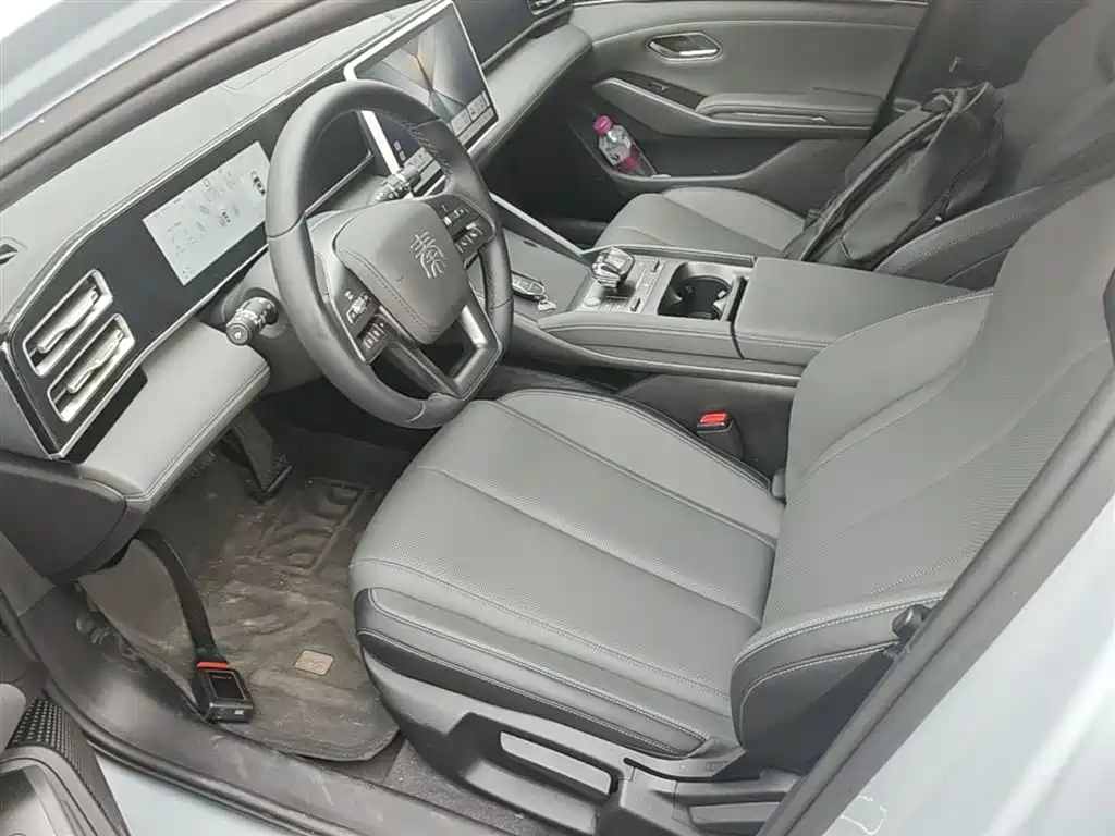 BYD Qin L 2025 — фото 15