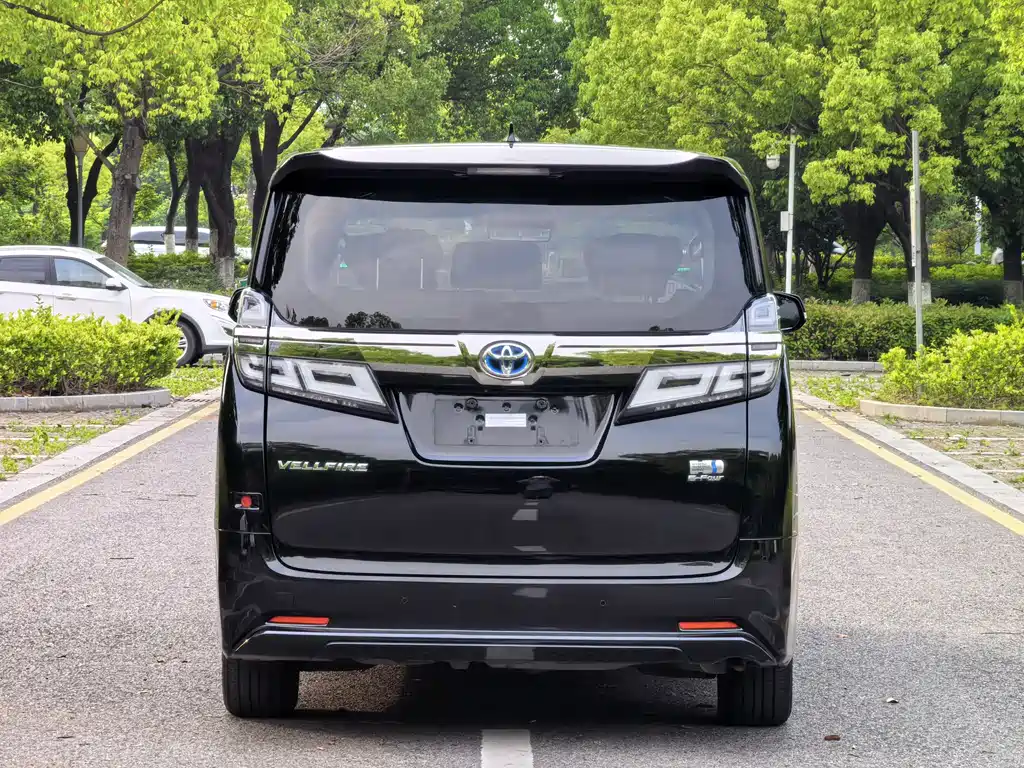 Toyota Vellfire 2021 — фото 4