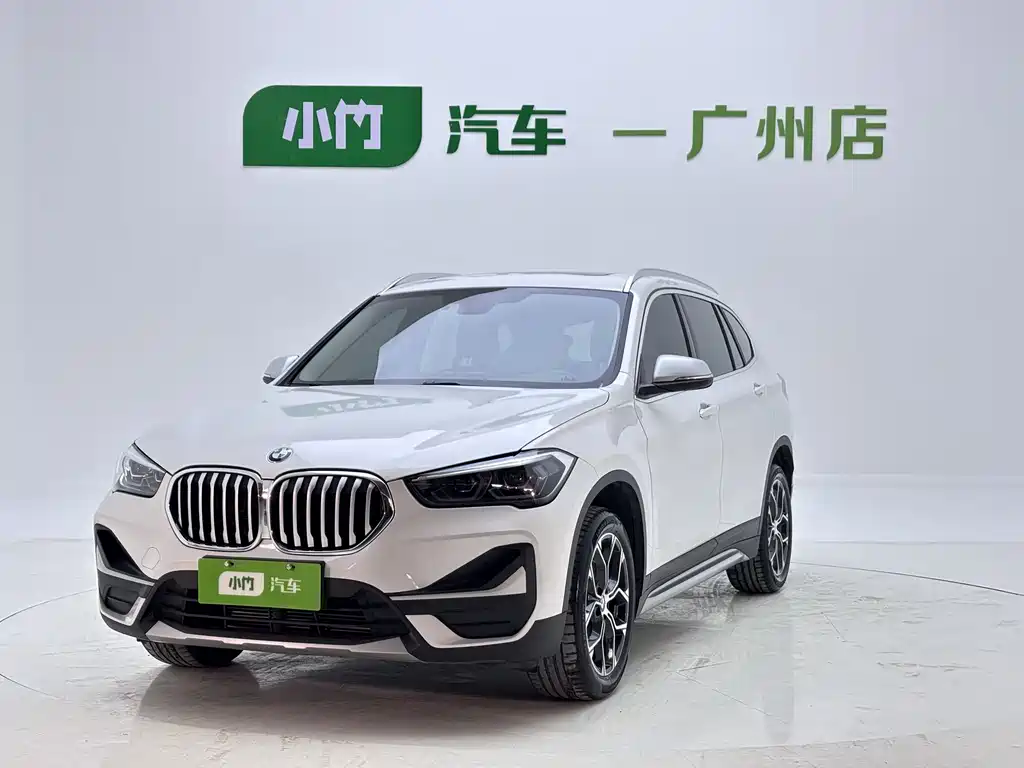 BMW X1 2022 — фото 1