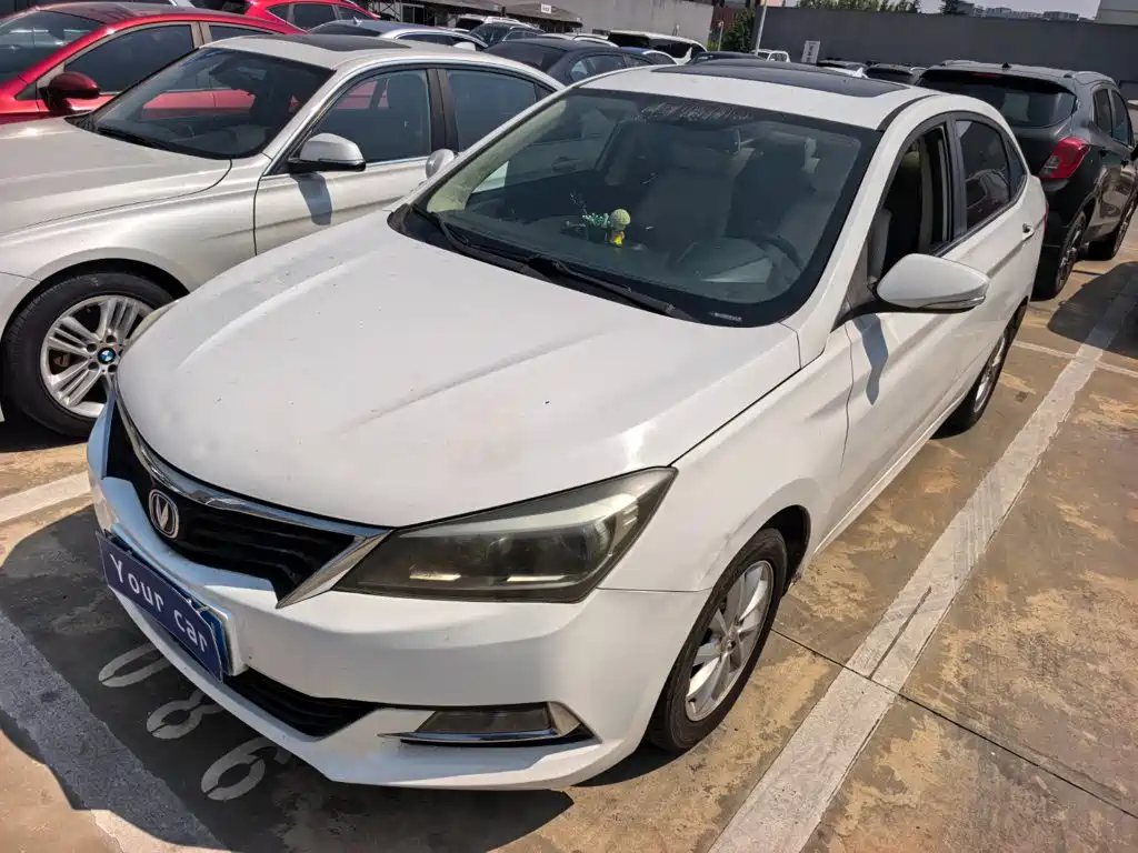 Changan Yuexiang V7 2016 — фото 1