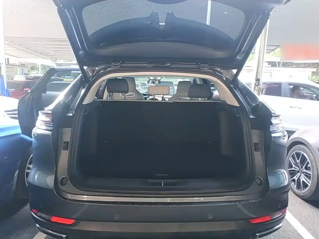 Changan UNI-K Smart Electronic Idd 2024 — фото 19