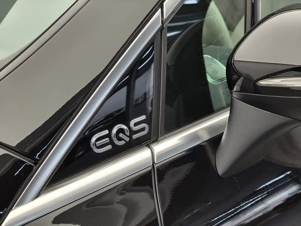 Mercedes-Benz EQS SUV 2026 — фото 15