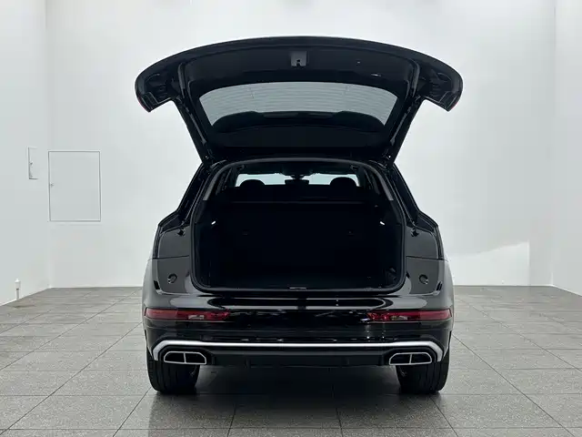 Audi Q5L 2024 — фото 15