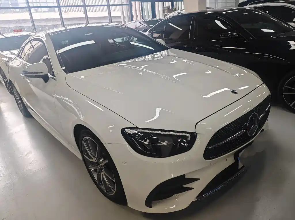 Mercedes-Benz E-Class 2023 — фото 4