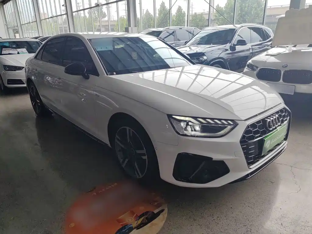 Audi A4L 2023