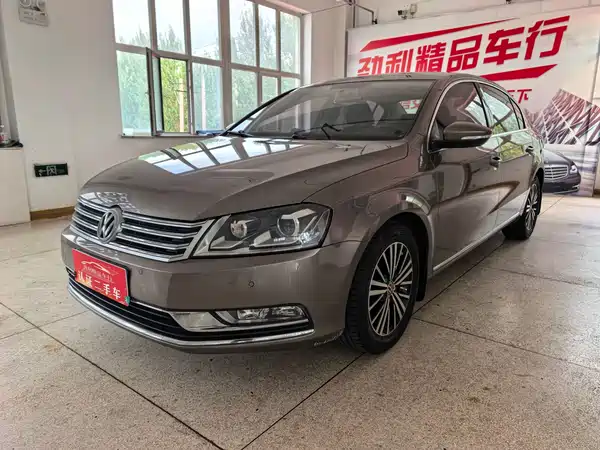 Volkswagen Magotan 2016