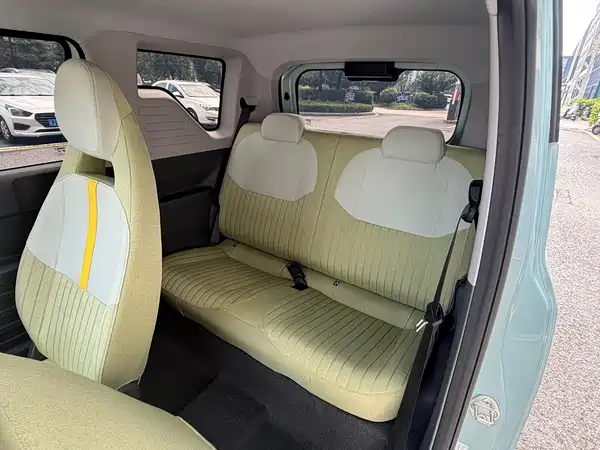 Geely Galaxy Panda 2023