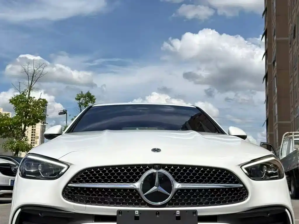 Mercedes-Benz C-Class 2023 — фото 1