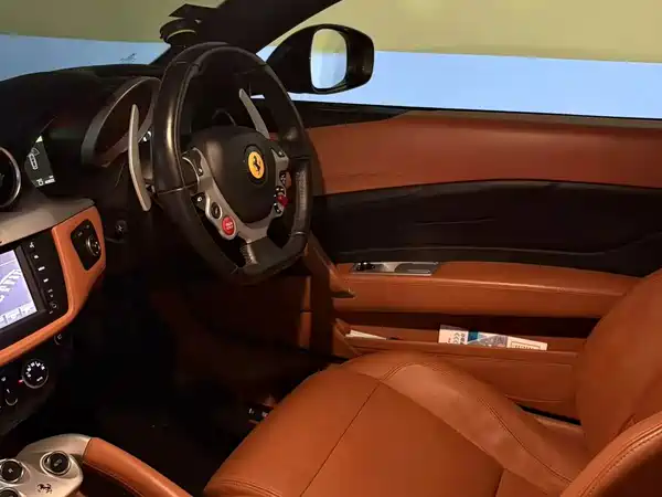 Ferrari FF 2014