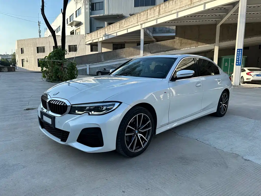 BMW 3 Series 2021