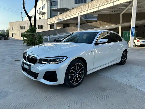 BMW 3 Series 2021