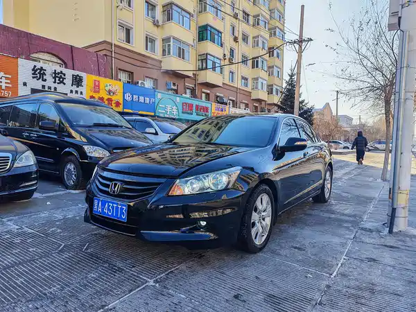 Honda Accord 2011