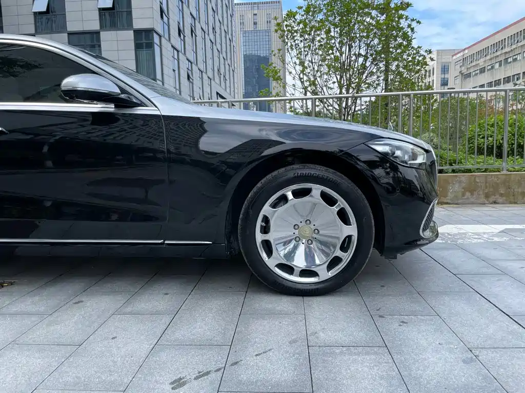 Mercedes-Benz Maybach S-Class 2022 — фото 25