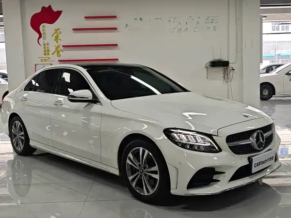 Mercedes-Benz C-Class 2021