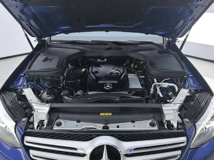Mercedes-Benz GLC 2016 — фото 10