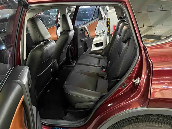 Toyota RAV4 2017