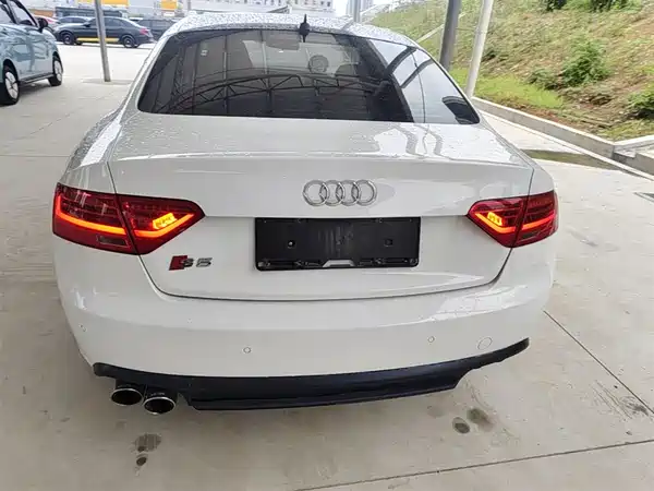 Audi A5 2014
