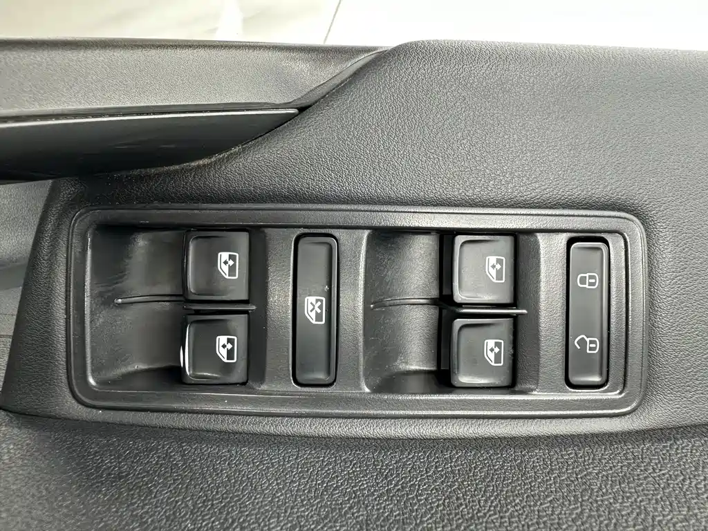 Skoda Rapid 2023 — фото 11