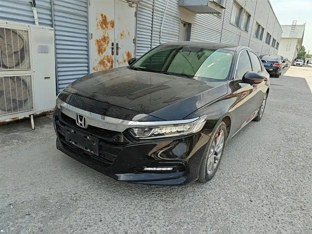 Honda Accord 2021 — фото 1