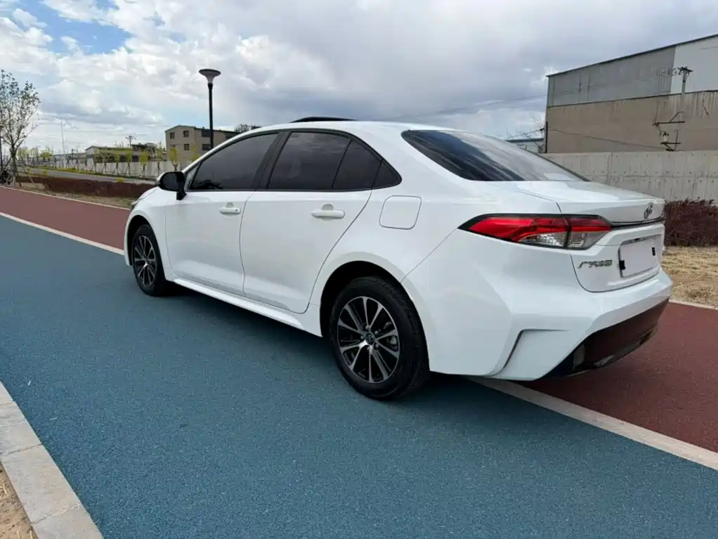 Toyota Levin 2025 — фото 11
