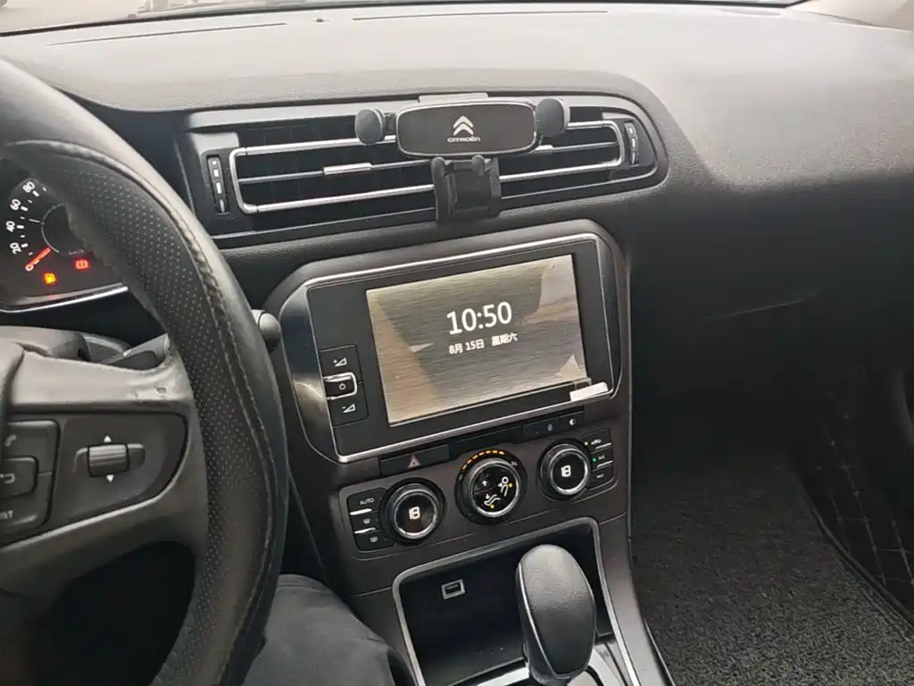 Citroën C4 Sega 2016 — фото 13