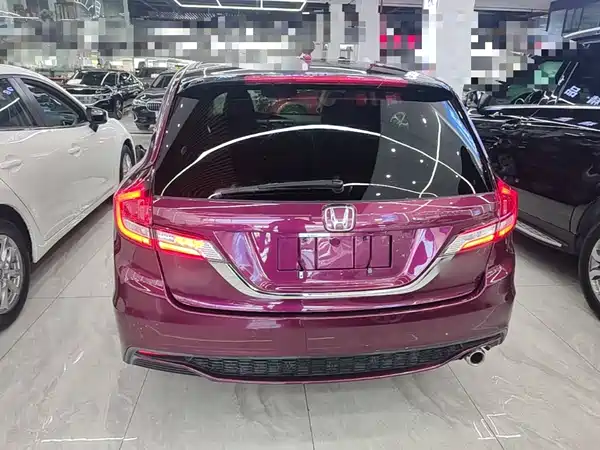 Honda Jade 2017