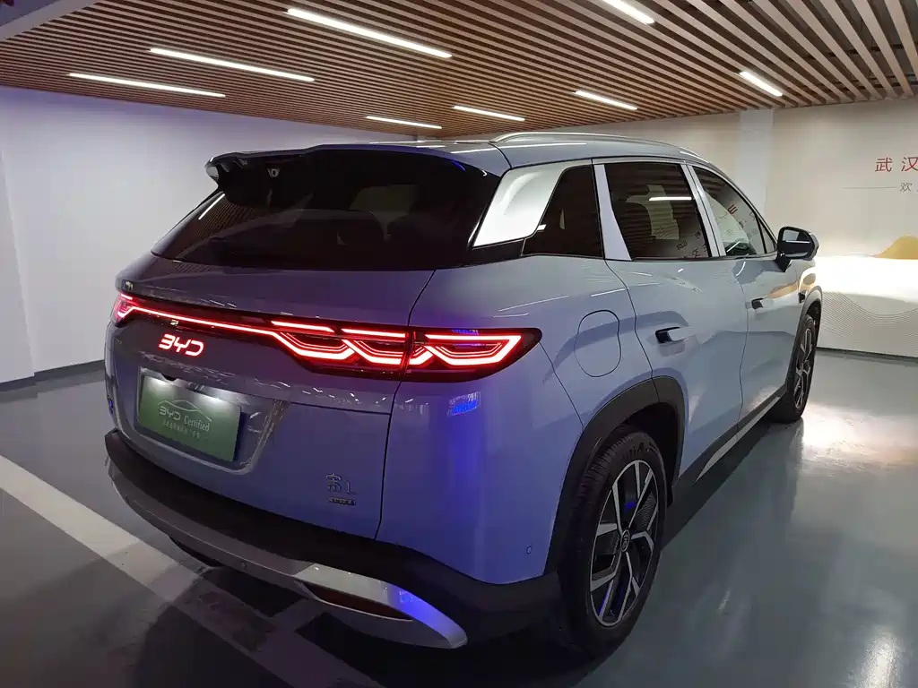 BYD Song L DM-i 2025 — фото 20