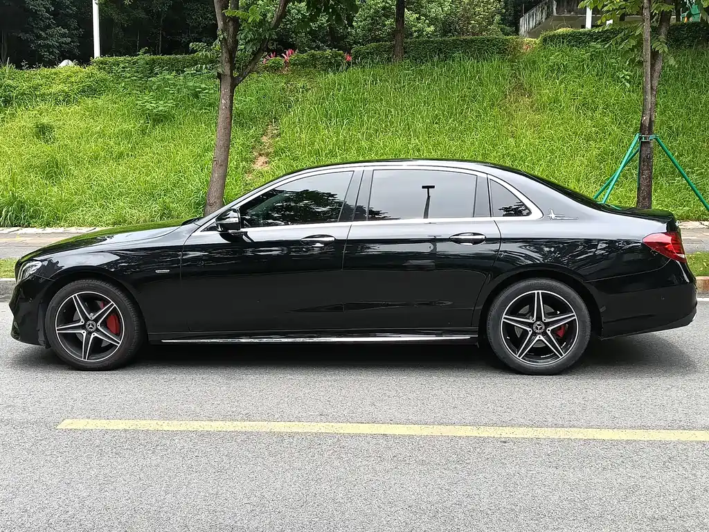 Mercedes-Benz E-Class 2020