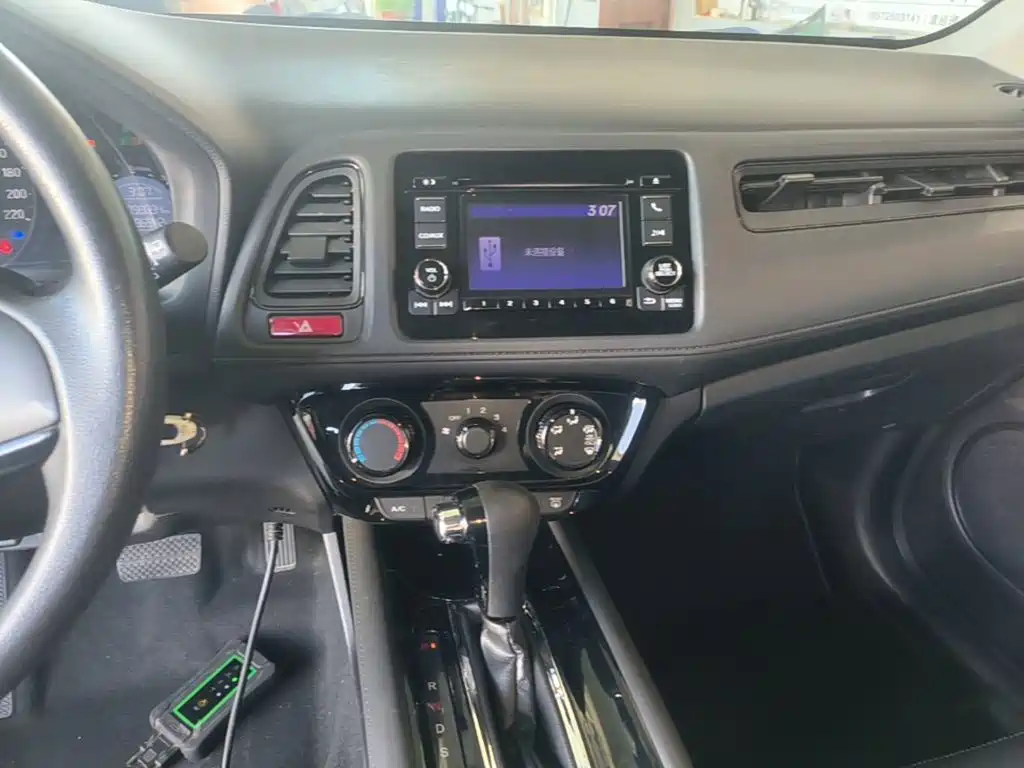 Honda Vezel 2016 — фото 13