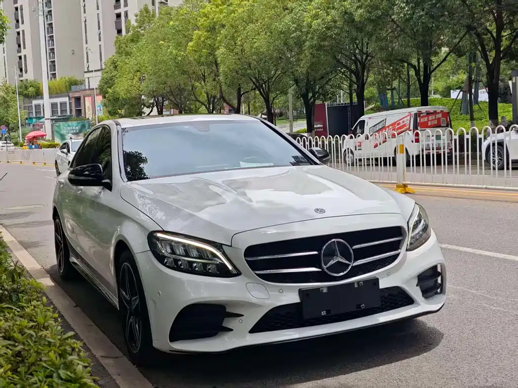 Mercedes-Benz C-Class 2020