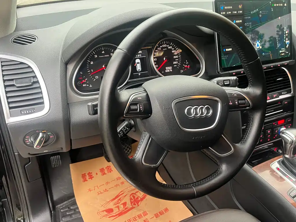 Audi Q7 2015 — фото 13