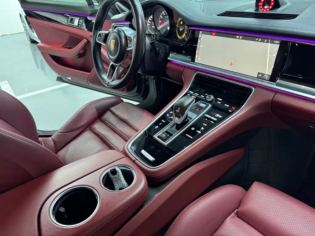 Porsche Panamera 2018 — фото 13