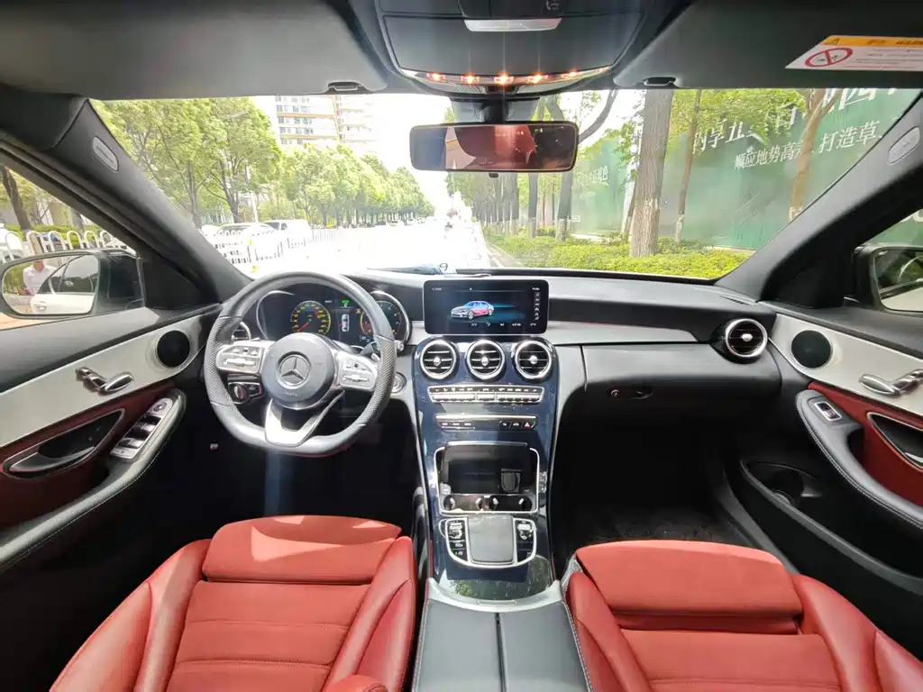Mercedes-Benz C-Class 2020