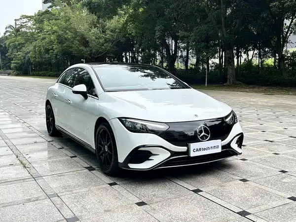 Mercedes-Benz EQE 2022