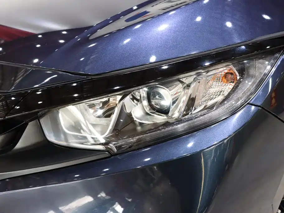 Honda Civic 2021 — фото 18