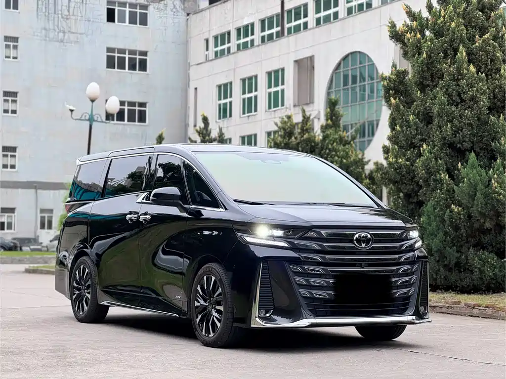 Toyota Vellfire 2023 — фото 3
