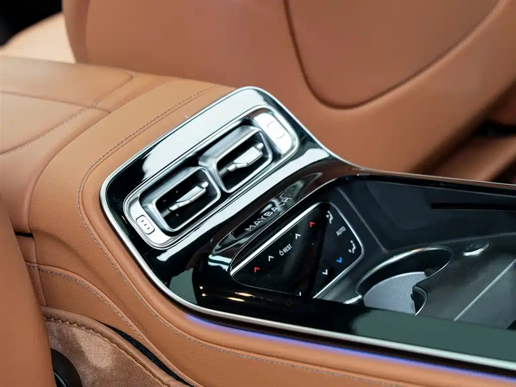 Mercedes-Benz S-Class 2023 — фото 13