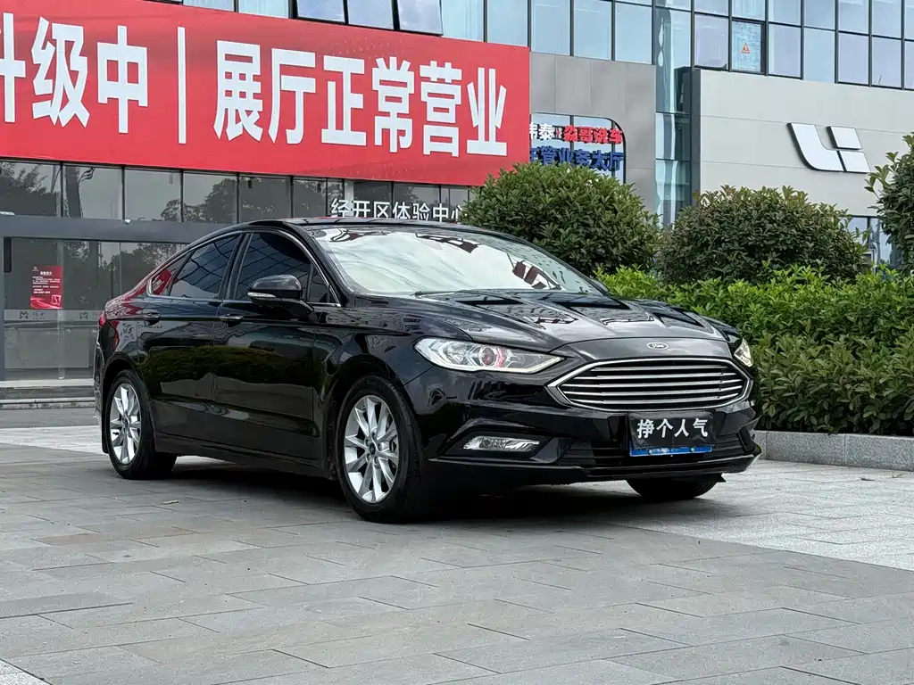 Ford Mondeo 2017 — фото 3