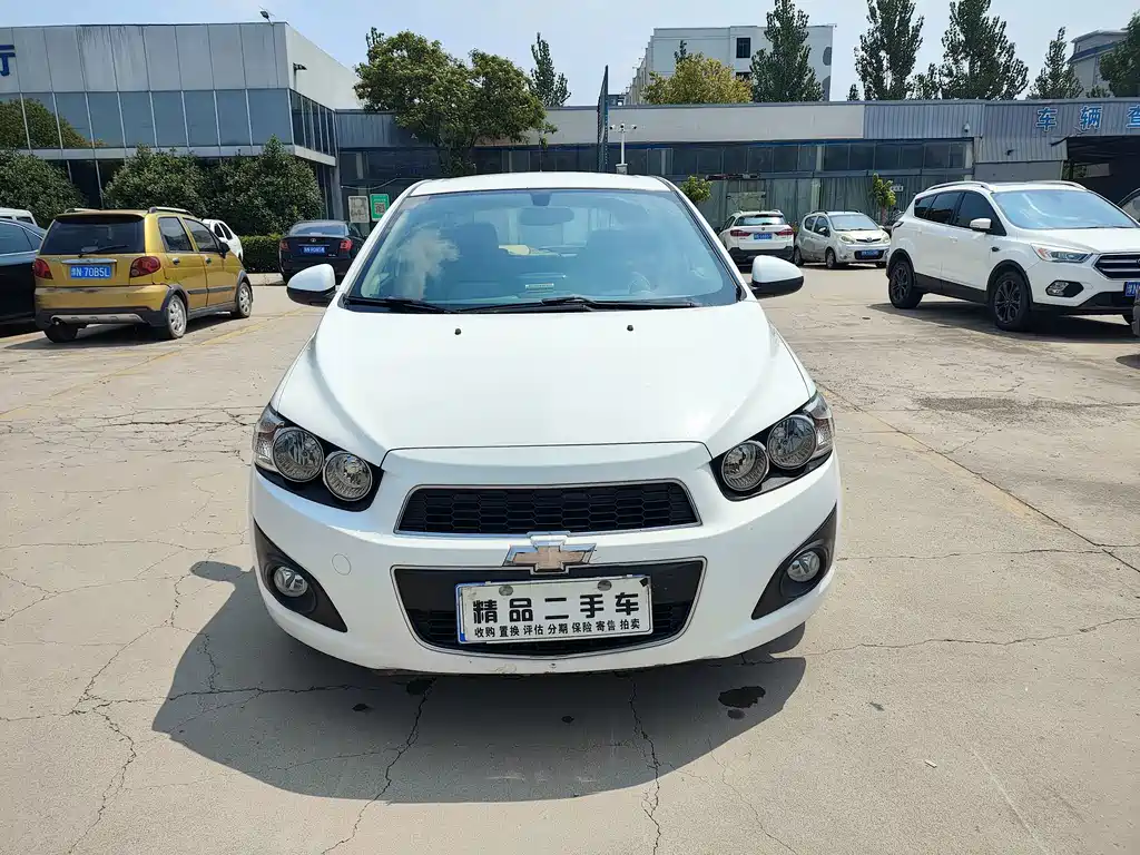 Chevrolet Aveo 2014 — фото 2