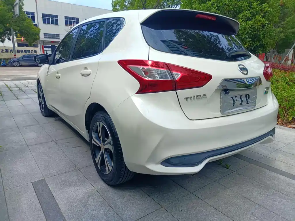 Nissan Tiida 2018