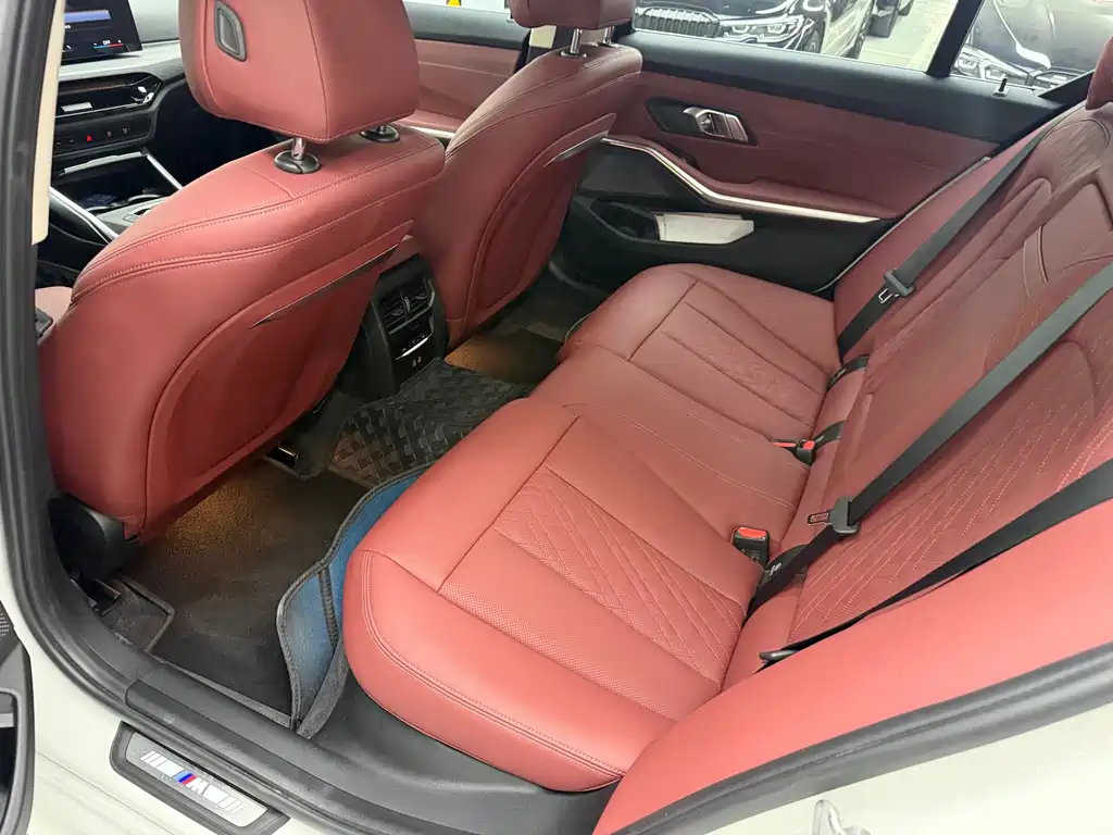 BMW 3 Series 2023 — фото 13