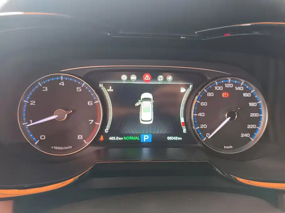 GAC Trumpchi GS8 2019 — фото 14