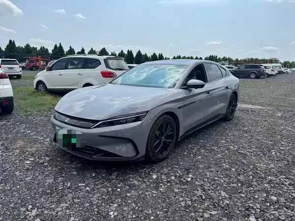 BYD Han 2024