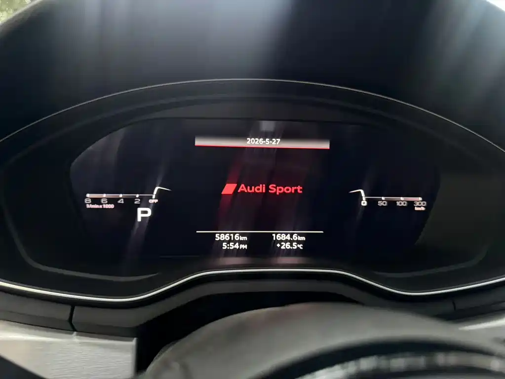 Audi A4L 2021 — фото 4