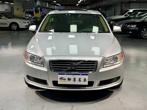 Volvo S80L 2009