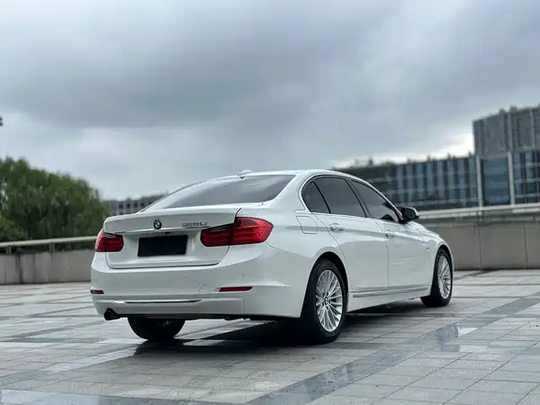 BMW 3 Series 2015