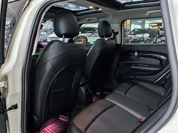 MINI Clubman 2021