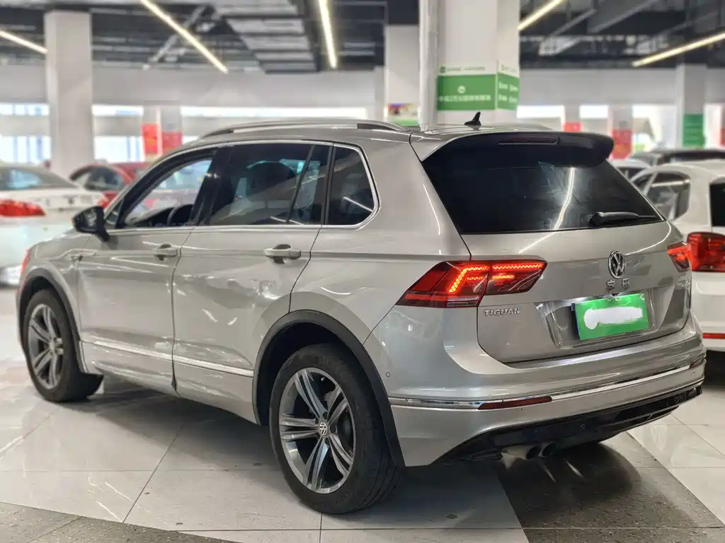 Volkswagen Tiguan 2018 — фото 6